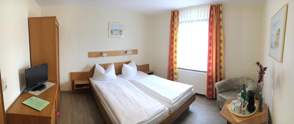 Kastanienhof Hotel Garni Zinnowitz Cameră foto